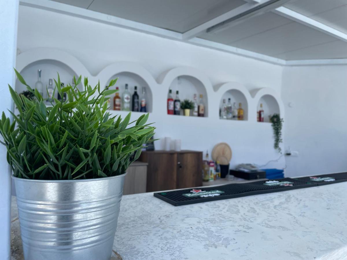 Albatros Hotel Fira  Dış mekan fotoğraf