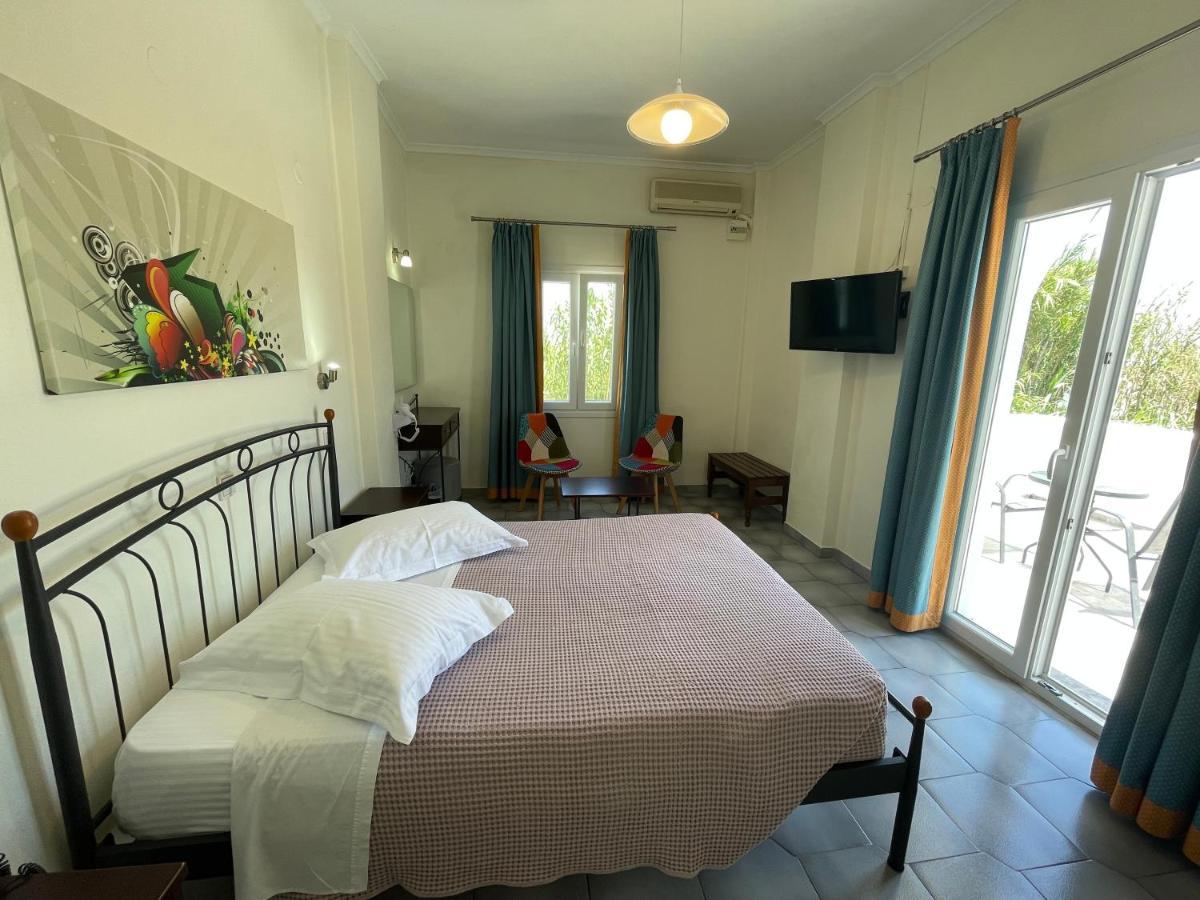 Albatros Hotel Fira  Dış mekan fotoğraf