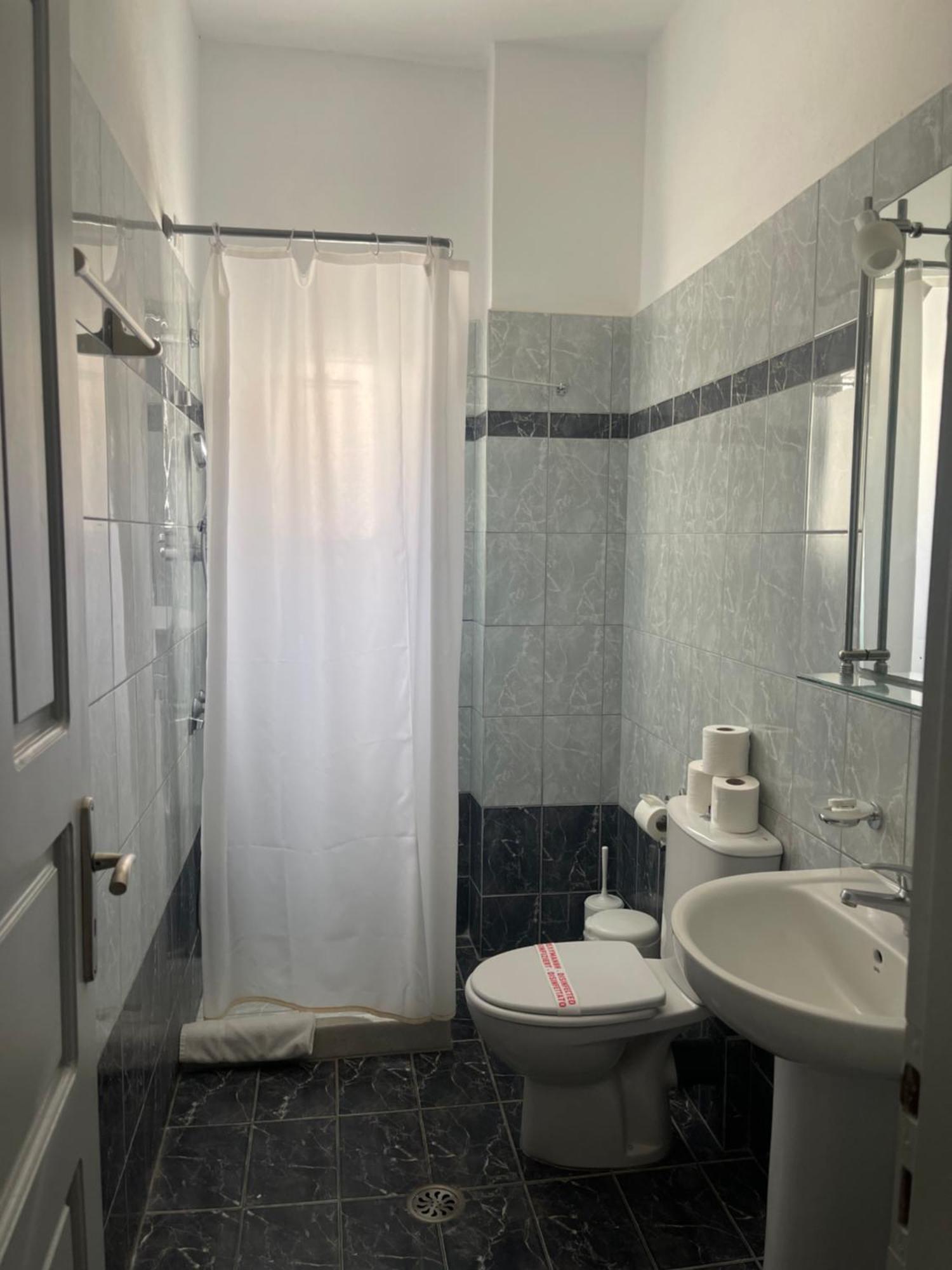 Albatros Hotel Fira  Dış mekan fotoğraf